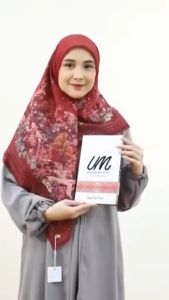 Jilbab BOX UMAMA SCARVES MOTIF Voal Digital Premium 110x110cm