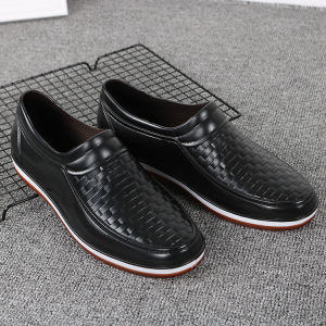 Giày Đi Mưa Thời Trang Bằng Nhựa Chống Thấm Nước Giày Cao Gót Ngắn Ngoài Trời Giày Đi Câu Cá Giày Lười Phong Cách Hàn Quốc Giày Bốt Gia Đình