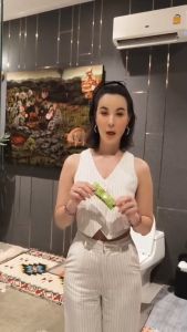 ไฟเบอร์ธัญญ่า พุงทะลาย ไฟเบอร์ขับถ่าย ไฟเบอร์ดีท็อกซ์ CHLORO FIBER YAALEEYAH ดับเบิ้ลมิกซ์ คลอโร ไฟเบอร์ ลดอาการท้องผูก คลีนหมด ไม่ตกค้าง ไม่ปวดบิด (1ห่อ 10 ซอง)