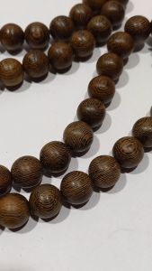 Tasbih Galih kayu Johar ulir & warna natural alami
