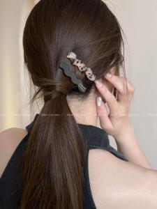 Womens Acetate Hair Clips Wave Hair Accessories Fresh out Duckbill Hair Clips Bangs Side Clips Summer Fashion Hair Decorations