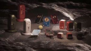 Travel Adaptor Charger Gundam LIMITED EDITION PD 35W 70W MOMAX 1-World Adaptor 4 Port Built-in USB C Fast Charging