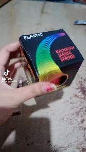 MAINAN SLINKY MAGIC SPRING RAINBOW / YOYO CINCIN / MAINAN PER CINCIN