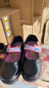 รองเท้านักเรียนADDAปรับราคาออกอนุบาลชาย/หญิงและพละหญิงสีขาว**มีบิลให้ทุกคู่**