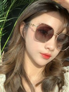 Retro Square Frame UV Protection Sun Glasses Women Large Frame Slimming Natural Look Popular Korean Style Sunglasses Beach