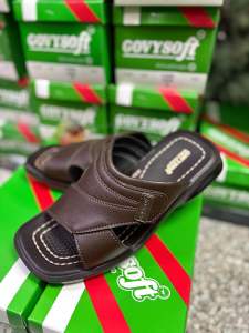 รองเท้าแตะผู้ชาย แบรนด์ Govy Soft รุ่น 2050 หนัง PU สี ดำน้ำตาล ขนาด38-43