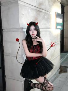 ชุดกระโปรงสั้นเอวสูงสไตล์สาวน่ารัก ชุดสองชิ้น ผ้าโพลีเอสเตอร์ ชุดสองชิ้น เสื้อครอปเซ็กซี่ กระโปรงสั้นทรงพอง ชุดแฟชั่นสไตล์ย้อนยุคสำหรับผู้หญิง