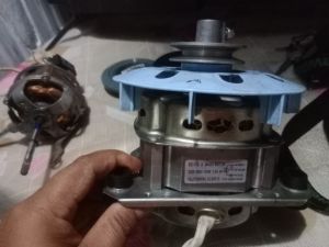 used original parts out of micromatic washing machine with thermal fuse with the original pulley parts out second hand