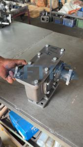 เกียร์ทด 1:2.5 / 1:4 เกียร์ทดหมุนสวนทางกัน รอบช้า-รอบเร็ว (เติมน้ำมันเกียร์ให้เรียบร้อย พร้อมใช้งาน)