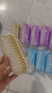 Bàn Chải Chà Sàn Có Tay Cầm Bằng Nhựa - CLEAN MART