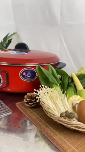 Electric Cooker กระทะไฟฟ้า 3L กระทะไฟฟ้า กระทะไฟฟ้าเคลือบสารกันติดอเนกประสงค์ หม้อหุงต้มไฟฟ้าในครัวเรือน กระทะไฟฟ้าเคลือบสารกันติดอเนกประสงค์ กระทะไฟฟ้าในครัวเรือน 32CM หม้อหุงต้มไฟฟ้า 2-8 คน ﻿