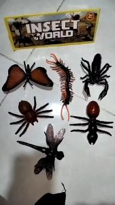 UKURAN BESAR | Satu Set Kantong Mainan Edukasi Anak Miniatur Hewan Serangga Insect World Q107 5DN Mainan Anak Serangga Warna Warni Isi Ada 6 pcs Karet Lebah Laba Laba Kumbang Kupu Kupu Mainan Anak Perempuan Dan Laki Laki Kemasan Kantong