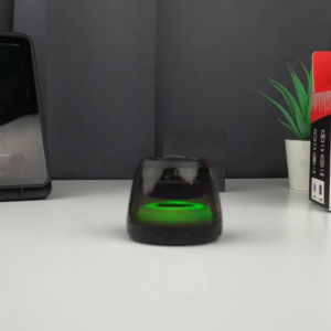 ลำโพงบลูทูธแบบแม่เหล็ก ที่วางโทรศัพท์มือถือ ลำโพงตั้งโต๊ะขนาดเล็กแบบพกพาสำหรับรถยนต์/สำนักงาน