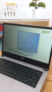 MURAH MERIAH - ACER ONE 14 Z2-493 l AMD RYZEN 5 l RAM 24GB l 256GB SSD l 14"HD l FREE INSTALL WIN 11