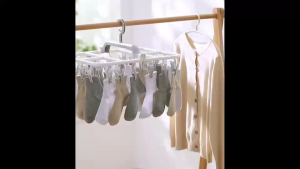 Cudlio Rak Sidai Baju Teguh Kuat Ampaian Portable Folding Hanger Rack with Multiple Strong Clips Windproof Design for Quick Drying Clothes Compact Storage Solution for Apartment Balcony Bathroom Home Essential Daily Use 坚固耐用多夹子晾衣架 DD
