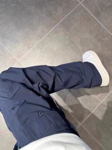 กางเกงทหารไนลอนสีน้ำเงินเข้มแบบผู้ชายสไตล์อเมริกัน cleanfit กางเกงทหารร่มสีน้ำเงินกางเกงคาร์โก้หลายกระเป๋าแฟชั่น