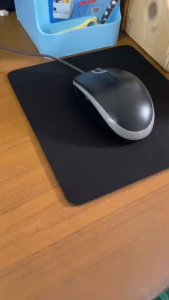 แผ่นรองเมาส์ โต๊ะทำงาน แผ่นรองเมาส์ สำนักงาน โรงเรียน นักเรียน นักศึกษา แผ่นรองเมาส์ สีดำ ราคาต่อ 1 แผ่น ใช้ดี YC