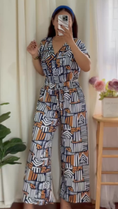 Womens Printed V-Neck Blouse and Wide-leg Pants Terno Sets with 2 Side Pockets - Suits Clothes