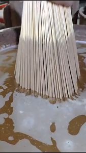 200pcs Dupa Hio Wangi Cendana Dupa Sembahyang 32.5cm