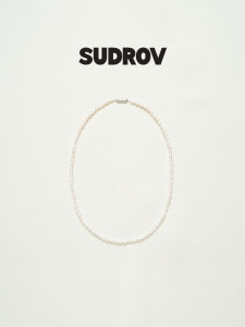 Fashionable Mini Pearl Necklace Short Style