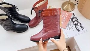 RTW / Korean fashion rain boots Women Footwear Rain boots plain Rain Shoes Bota