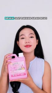 Softener Pelembut dan Pewangi Pakaian Extreme 1 Liter Wangi Tahan Lama Parfum Laundry