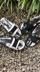 Ruuf - 0204 Velcro Slide Sandal Pria - Black/White