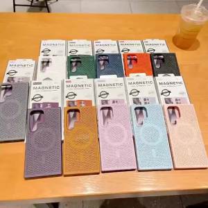 เคสโทรศัพท์มือถือแม่เหล็กระบายความร้อน Samsung Galaxy S22/S23/S24/S25 Ultra/Plus/S23FE กันกระแทก โชว์โลโก้ พร้อมส่ง
