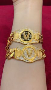 Gelang Rantai Xuping Mata-Mata Hitam Dan Silver Warna Gold