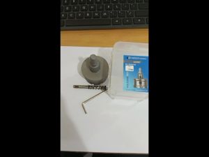 Hole Saw Besi TCT 50mm\\n\\n Apa Itu Hole Saw Besi TCT 50mm?\\n\\nHole Saw Besi TCT 50mm adalah alat potong besi yang dirancang khusus untuk membuat lubang dengan diameter 50mm. Alat ini memiliki spesifikasi dan fitur unik yang memudahkan penggunaannya dalam proyek konstruksi.\\n\\n Spesifikasi dan Fitur\\n\\nHole Saw Besi TCT 50mm memiliki spesifikasi sebagai berikut:\\n\\n- Diameter lubang: 50mm\\n- Material: TCT (Titanium Carbide Tooling)\\n- Desain ergonomis untuk kenyamanan pengguna\\n\\nFitur utama Hole Saw Besi TCT 50mm meliputi:\\n\\n- Kualitas tinggi: Terbuat dari bahan TCT yang tahan lama dan kuat.\\n- Desain ergonomis: Memudahkan pengguna dalam mengoperasikannya.\\n- Efisiensi: Memungkinkan pengguna untuk membuat lubang dengan cepat dan akurat.\\n\\n Kelebihan dan Kekurangan\\n\\nKelebihan dari Hole Saw Besi TCT 50mm antara lain:\\n\\n- Kualitas tinggi: Terbuat dari bahan TCT yang tahan lama dan kuat.\\n- Desain ergonomis: Memudahkan pengguna dalam mengoperasikannya.\\n- Efisiensi: Memungkinkan pengguna untuk membuat lubang dengan cepat dan akurat.\\n\\nKekurangan dari Hole Saw Besi TCT 50mm antara lain:\\n\\n- Harga relatif mahal dibandingkan dengan alat potong besi lainnya.\\n- Memerlukan pemeliharaan khusus untuk menjaga kualitas dan daya tahan.\\n\\n Cara Menggunakan Hole Saw Besi TCT 50mm\\n\\n Persiapan Sebelum Penggunaan\\n\\nSebelum menggunakan Hole Saw Besi TCT 50mm, pastikan Anda telah melakukan persiapan berikut:\\n\\n- Pastikan alat potong besi dalam kondisi baik dan siap digunakan.\\n- Persiapkan material besi yang akan dipotong.\\n- Siapkan peralatan pelindung diri, seperti sarung tangan dan kacamata pelindung.\\n\\n Langkah-langkah Penggunaan\\n\\nBerikut adalah langkah-langkah penggunaan Hole Saw Besi TCT 50mm:\\n\\n1. Pasang Hole Saw Besi TCT 50mm pada mesin potong besi.\\n2. Atur posisi material besi yang akan dipotong.\\n3. Mulai mesin potong besi dan tariklah Hole Saw Besi TCT 50mm ke arah material besi.\\n4. Biarkan alat tersebut melakukan pekerjaannya hingga lubang selesai dibuat.\\n5. Matikan mesin potong besi dan lepaskan Hole Saw Besi TCT 50mm dari mesin.\\n\\n Tips dan Trik Penggunaan\\n\\nBerikut adalah beberapa tips dan trik penggunaan Hole Saw Besi TCT 50mm:\\n\\n- Selalu gunakan alat pelindung diri saat menggunakan Hole Saw Besi TCT 50mm.\\n- Jangan memaksakan alat jika merasa ada hambatan saat menggunakannya.\\n- Bersihkan dan periksa alat secara teratur untuk menjaga kualitas dan daya tahan.\\n\\n Hole Saw Besi TCT 50mm vs Saw TCT untuk Proyek Konstruksi\\n\\n Perbedaan Spesifikasi\\n\\nHole Saw Besi TCT 50mm dan Saw TCT untuk proyek konstruksi memiliki perbedaan spesifikasi sebagai berikut:\\n\\n- Diameter lubang: Hole Saw Besi TCT 50mm memiliki diameter lubang 50mm, sedangkan Saw TCT untuk proyek konstruksi dapat memiliki berbagai ukuran diameter.\\n- Material: Keduanya terbuat dari bahan TCT yang tahan lama dan kuat.\\n\\n Perbedaan Penggunaan\\n\\nHole Saw Besi TCT 50mm dan Saw TCT untuk proyek konstruksi memiliki perbedaan penggunaan sebagai berikut:\\n\\n- Hole Saw Besi TCT 50mm digunakan untuk membuat lubang dengan diameter 50mm pada material besi.\\n- Saw TCT untuk proyek konstruksi digunakan untuk memotong berbagai jenis material, seperti kayu, besi, dan baja.\\n\\n Rekomendasi Untuk Proyek Konstruksi\\n\\nRekomendasi penggunaan Hole Saw Besi TCT 50mm dan Saw TCT untuk proyek konstruksi adalah sebagai berikut:\\n\\n- Gunakan Hole Saw Besi TCT 50mm jika Anda membutuhkan lubang dengan diameter 50mm pada material besi.\\n- Gunakan Saw TCT untuk proyek konstruksi jika Anda membutuhkan alat yang fleksibel untuk memotong berbagai jenis material.\\n\\n Hole Saw Besi TCT 50mm vs Alat Potong Besi Berkualitas\\n\\n Perbandingan Kualitas\\n\\nHole Saw Besi TCT 50mm dan alat potong besi berkualitas memiliki perbandingan kualitas sebagai berikut:\\n\\n- Hole Saw Besi TCT 50mm terbuat dari bahan TCT yang tahan lama dan kuat.\\n- Alat potong besi berkualitas juga terbuat dari bahan yang tahan lama dan kuat.\\n\\n Perbandingan Harga\\n\\nHole Saw Besi TCT 50mm dan alat potong besi berkualitas memiliki perbandingan harga sebagai berikut:\\n\\n- Hole Saw Besi TCT 50mm relatif lebih mahal dibandingkan dengan alat potong besi berkualitas lainnya.\\n- Alat potong besi berkualitas memiliki harga yang bervariasi tergantung pada merek dan spesifikasi.\\n\\n Rekomendasi Untuk Proyek Konstruksi\\n\\nRekomendasi penggunaan Hole Saw Besi TCT 50mm dan alat potong besi berkualitas untuk proyek konstruksi adalah sebagai berikut:\\n\\n- Gunakan Hole Saw Besi TCT 50mm jika Anda membutuhkan alat yang tahan lama dan kuat untuk membuat lubang dengan diameter 50mm pada material besi.\\n- Gunakan alat potong besi berkualitas jika Anda membutuhkan alat yang fleksibel dan tahan lama untuk memotong berbagai jenis material besi.\\n\\n Hole Saw Besi TCT 50mm vs Alat Potong Besi Tahan Panas\\n\\n Perbedaan Material\\n\\nHole Saw Besi TCT 50mm dan alat potong besi tahan panas memiliki perbedaan material sebagai berikut:\\n\\n- Hole Saw Besi TCT 50mm terbuat dari bahan TCT yang tahan lama dan kuat.\\n- Alat potong besi tahan panas terbuat dari bahan yang dapat menahan suhu tinggi.\\n\\n Perbedaan Daya Tahan\\n\\nHole Saw Besi TCT 50mm dan alat potong besi tahan panas memiliki perbedaan daya tahan sebagai berikut:\\n\\n- Hole Saw Besi TCT 50mm memiliki daya tahan yang baik dalam kondisi normal.\\n- Alat potong besi tahan panas memiliki daya tahan yang lebih baik dalam kondisi suhu tinggi.\\n\\n Rekomendasi Untuk Proyek Konstruksi\\n\\nRekomendasi penggunaan Hole Saw Besi TCT 50mm dan alat potong besi tahan panas untuk proyek konstruksi adalah sebagai berikut:\\n\\n- Gunakan Hole Saw Besi TCT 50mm jika Anda membutuhkan alat yang tahan lama dan kuat untuk membuat lubang dengan diameter 50mm pada material besi.\\n- Gunakan alat potong besi tahan panas jika Anda membutuhkan alat yang dapat menahan suhu tinggi dalam proyek konstruksi.\\n\\n Hole Saw Besi TCT 50mm vs Saw TCT untuk Pengerjaan Kayu\\n\\n Perbedaan Penggunaan\\n\\nHole Saw Besi TCT 50mm dan Saw TCT untuk pengerjaan kayu memiliki perbedaan penggunaan sebagai berikut:\\n\\n- Hole Saw Besi TCT 50mm digunakan untuk membuat lubang dengan diameter 50mm pada material besi.\\n- Saw TCT untuk pengerjaan kayu digunakan untuk memotong kayu dengan akurat dan rapi.\\n\\n Perbandingan Ef