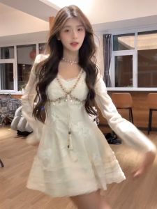 CHANGTONG | Unique V-Neck Fitted Short Dress for Sweet and Gentle Style