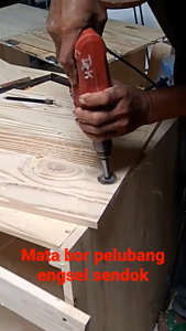MATA BOR KAYU ENGSEL SENDOK FORSTNER PELUBANG PEMBOLONG SET ISI 5 PEMBUAT LOBANG KABINET LACI PINTU
