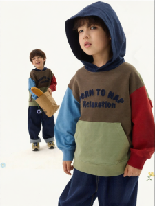 Q21 | Moisture-wicking & Breathable Color Block Hoodie