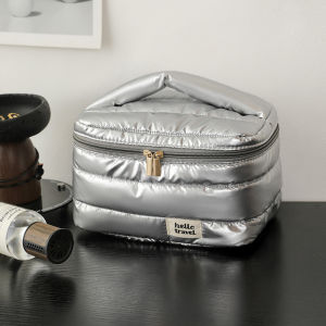 น่ารัก Cloud ขนาดใหญ่ความจุมือถือแต่งหน้ากระเป๋าเงินเงาแบบพกพา Travel Wash Bag High End เครื่องสําอางค์ Solution