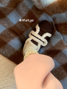 MANYU Basic Flat Bottom Fur Slippers Stylish Versatile Everyday Wear Cute Artificial Fur Slip-On Shoes for Young Women