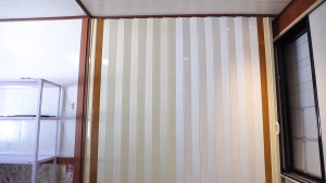 High-Top Folding Door 240 cm Extra Height High-Strength Aluminum Track Living Room Scene