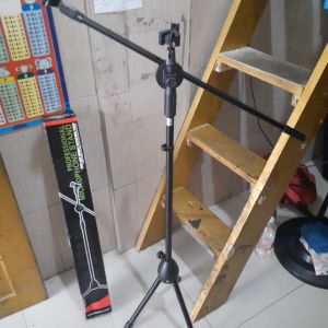G99 ORIGINAL stand mic kaki tiga holder standing microphone lantai tinggi mik penyangga mic universa