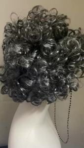 Synthetic Old Lady Wig Costume Set Funny Grandma Wig and Glasses Retainer Chain Silver White Granny Wig Cosplay Halloween Party