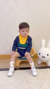 Thickened Kids Vocal Chair Home Use for Babies Backrest Seat Baby Dining Chair with Plastic Plate