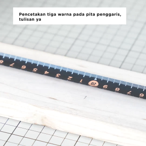 Deli Tools Meteran Tukang Besi / Measuring Tape 3 Meter HT8X1X