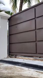 Celana panjang formal pria slimfit terbaru Celana kantoran pria semiwool terkini burlois