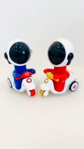 [ẤN ĐẦU LÀ CHẠY] Đồ chơi trẻ em Phi hành gia chạy xe vespa cho bé thích mô hình xe máy chạy cót xe đồ chơi nhấn cót 913