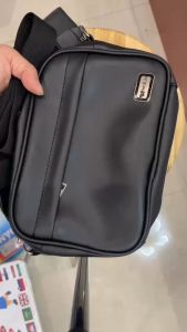 Túi đeo chéo Da nam và nữ from châu âu đen ngang 2 mặt MENR7