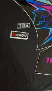 Stiker R15 M/R15 V4 & Motif Shark: Panduan Lengkap