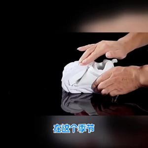 2026 New Womens Sports Shoes Leather Surface Waterproof Lightweight Casual Running Shoes Black Soft Bottom Work Shoes