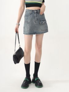 กระโปรงยีนส์ทรงเอเอวสูงสไตล์อเมริกันสำหรับผู้หญิง ฤดูใบไม้ร่วงปี 2024 ทรงเข้ารูป เข้ารูป กระเป๋า กระโปรงสั้นทรงเข้ารูป
