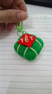 Móc khóa handmade đẹp (bánh chưng- bình rượu)