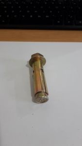 Baut Dinabolt 16x65 Untuk Tembok