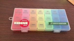 Kotak Penyimpanan Obat Dengan 28 Sekat 7 Hari Kotak Obat Pil Harian Colorful/Kotak Obat 7 Hari Tempat Obat Harian 7 Days Pill Medicine Box Weekly Tablet Holder Storage Pill Box
