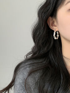 Mysterious Irregular Design Pearl Rock Crystal Earrings C-Shaped Silver 925 High-End Cool Spring Summer Fashion Jewelry